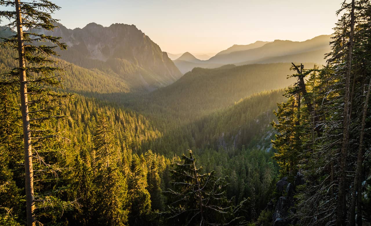 13 West Coast Campgrounds Along Dazzling Scenery
