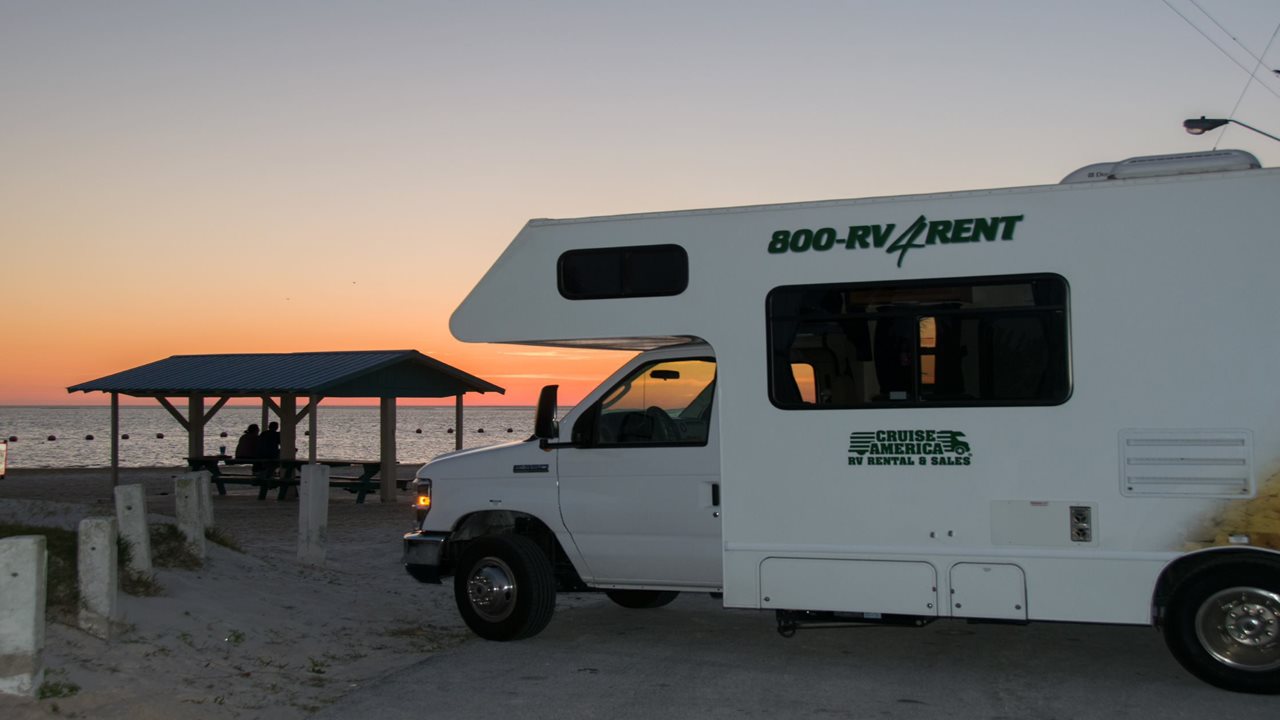  7 Reasons Why Taking an RV is Better Than Flying